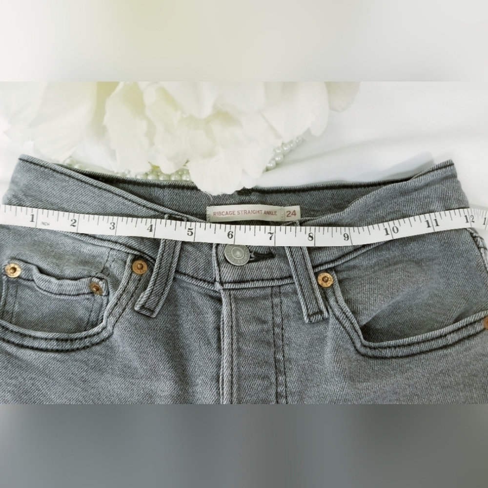 LEVI'S Ribcage Straight Ankle Gray Buttonfly High Rise Jeans - Picture 9 of 12